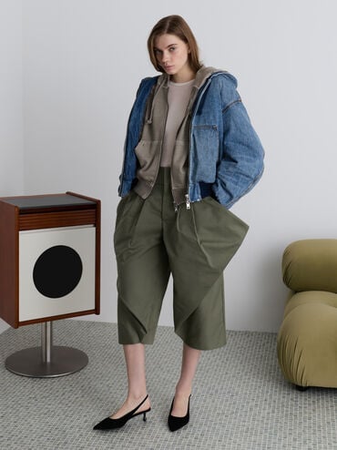 รองเท้าปิดส้นวัสดุหนังกลับสังเคราะห์แบบรัดส้นรุ่น Ruthie, สีแบล็คเท็กซ์เจอร์, hi-res