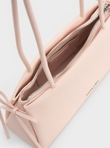 กระเป๋าสะพายไหล่ทรงสี่เหลี่ยมคางหมูแบบยาวตกแต่งด้วยโบว์รุ่น Hazel, สีซอฟต์พิงค์, hi-res
