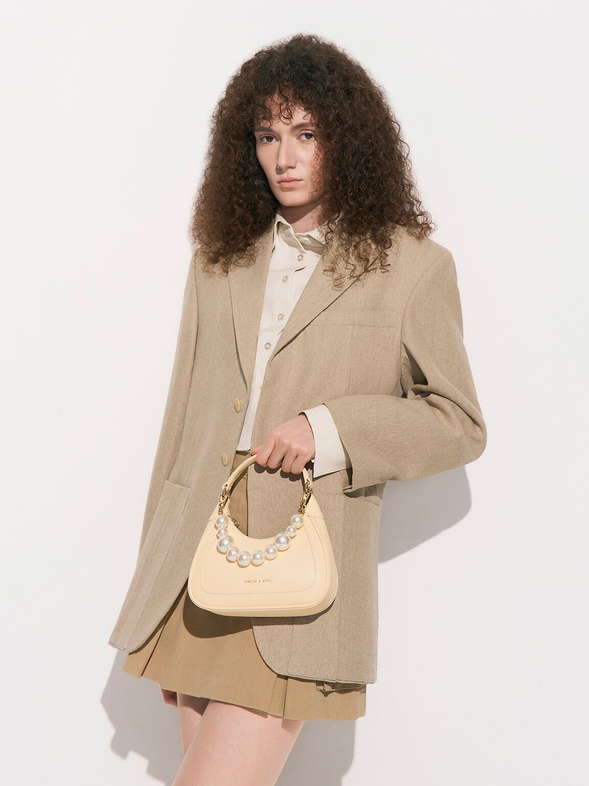 Beaded handle bag deals