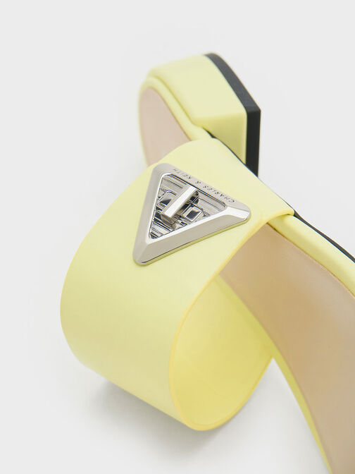 Trice Metallic Accent Toe-Ring Sandals, สีไลม์, hi-res