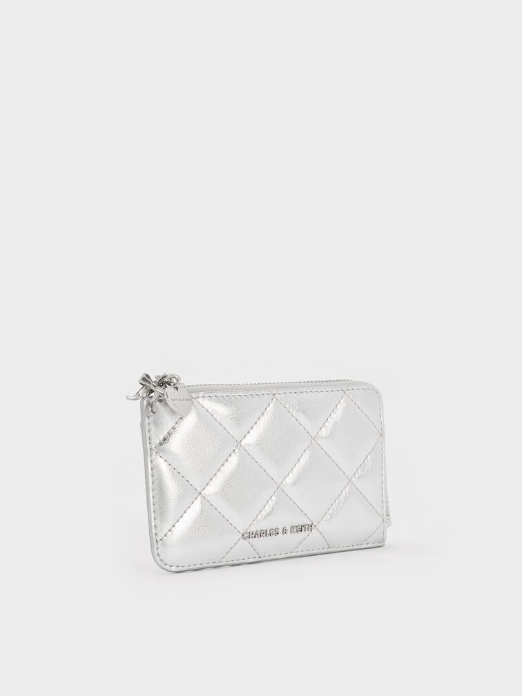 กระเป๋าสตางค์ลายควิลท์ดีเทลซิปรอบพร้อมประดับชาร์มรูปหัวใจโบว์รุ่น Arrietty, สีเงิน, hi-res