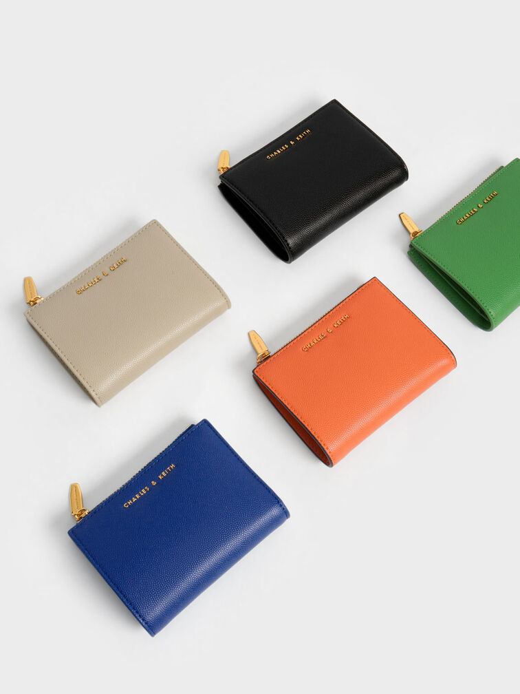 กระเป๋าสตางค์ใบเล็กดีไซน์ที่ปิดแบบซิปด้านบน, สีเบจ, hi-res