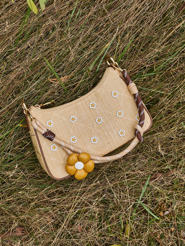 กระเป๋าสะพายข้างวัสดุราฟเฟียประดับดอกไม้รุ่น Philomena, สีเบจ, hi-res