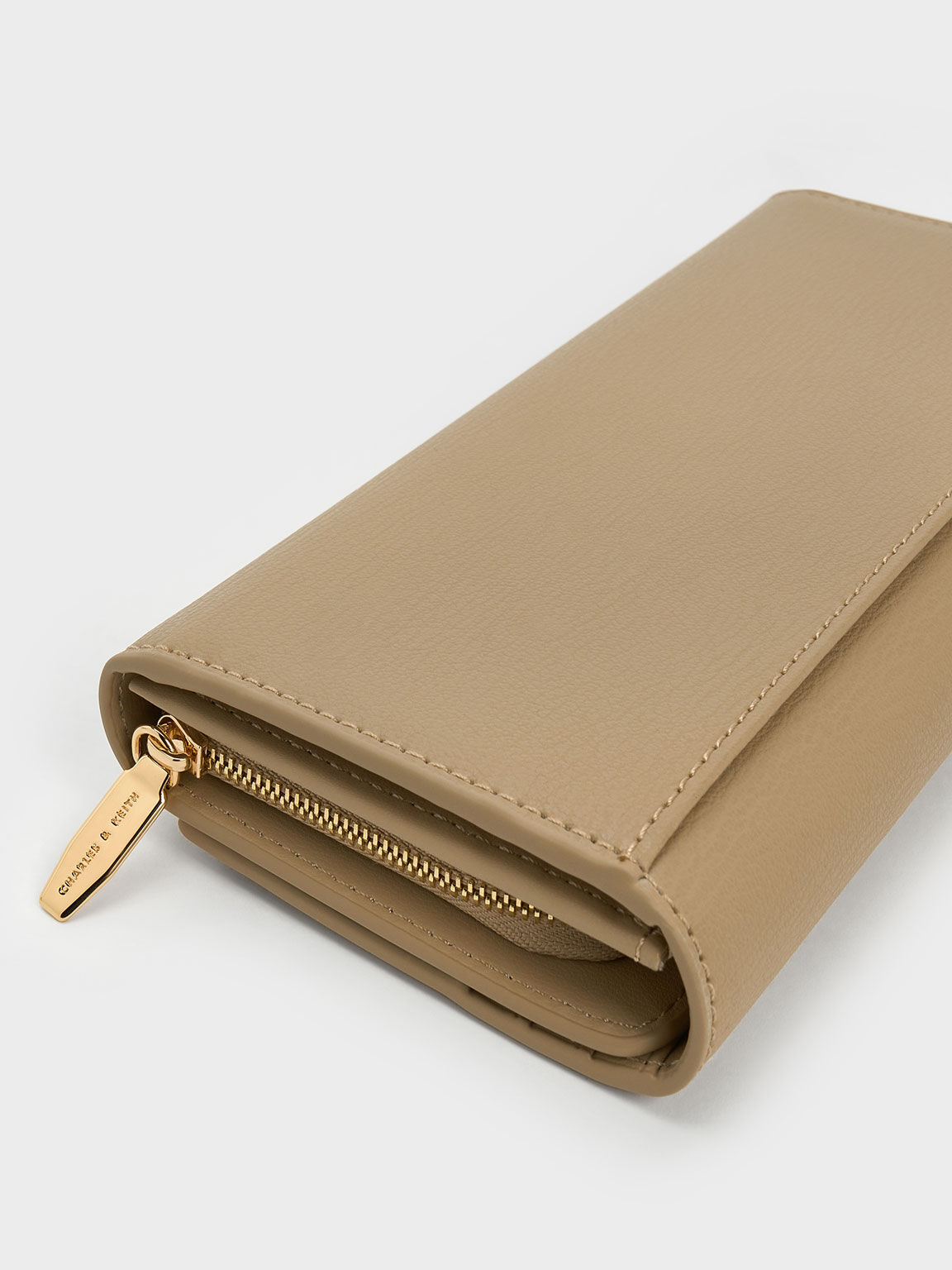 Women s Wallets Shop Exclusive Styles CHARLES KEITH TH