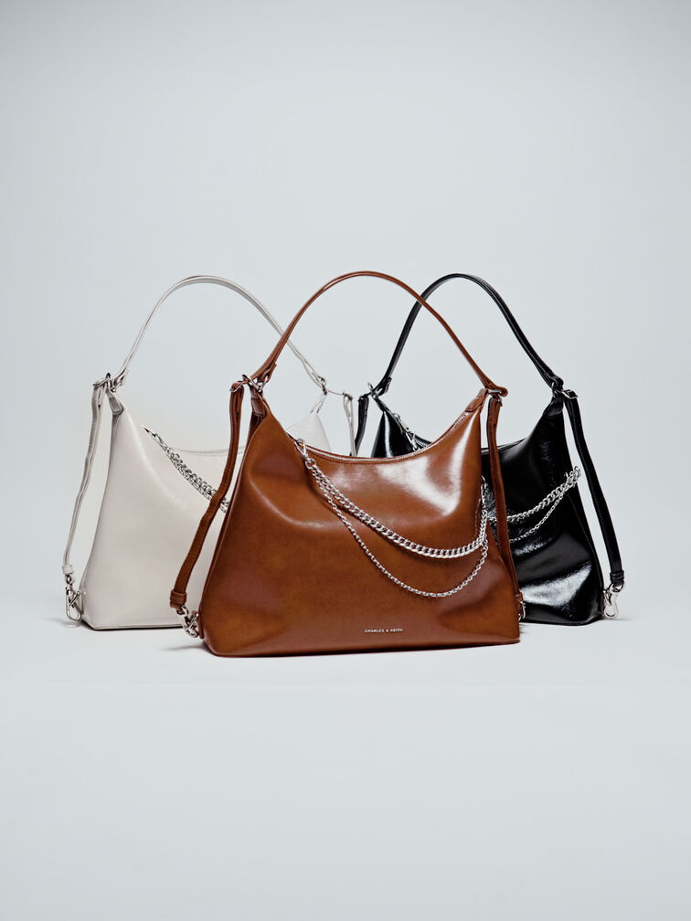 กระเป๋าโฮโบตกแต่งโซ่รุ่น Atwood, สีดำอะไหล่สีเงิน, hi-res