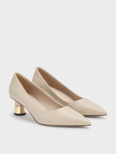 รองเท้าปิดส้นดีไซน์ส้น Sculptural แบบเมทัลลิค, สีชอล์ค, hi-res