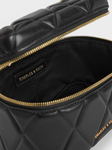 กระเป๋าทรงลูกบาศก์ลายควิลท์ดีไซน์หูจับด้านบนรุ่น Arwen, สีดำ, hi-res