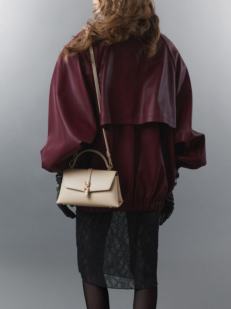 กระเป๋าถือดีไซน์สายโซ่ตกแต่งหัวเข็มขัดเมทัลลิครุ่น Adalyn, สีดัสเต็ดโอ๊ต, hi-res