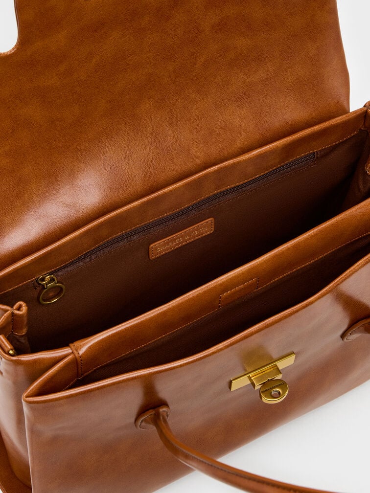 กระเป๋าโท้ททรงสี่เหลี่ยมคางหมูรุ่น Kerry, สีดิสเทรสด์แทน, hi-res