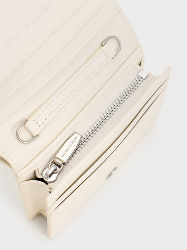 กระเป๋าสตางค์ใบสั้นพร้อมหูจับแบบโซ่รุ่น Sloane, สีครีม, hi-res