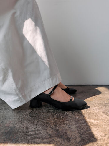 รองเท้าแมรี่เจนส้นสูงประดับสายโซ่รุ่น Shila, สีดำ, hi-res
