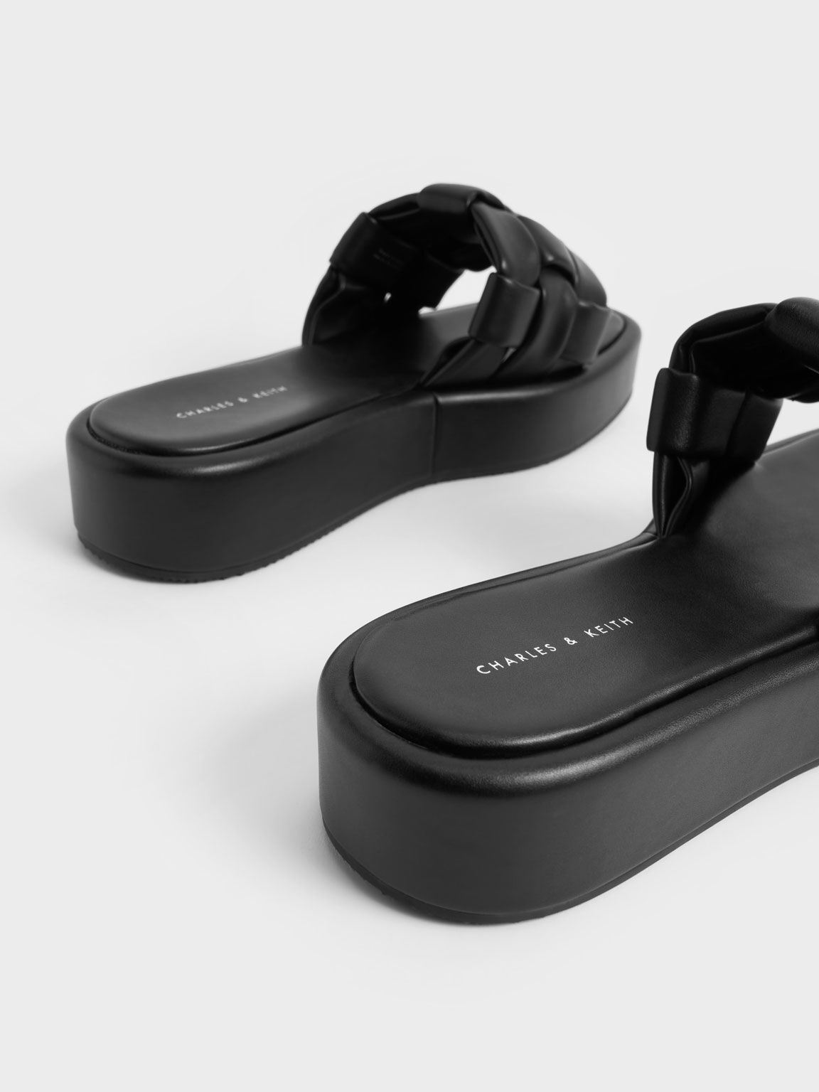 Urban icon shop platform sandals
