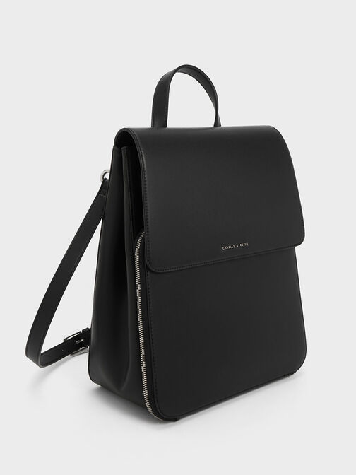 กระเป๋าเป้แบบมีทรงดีไซน์ที่ปิดด้านหน้า, สีดำอะไหล่สีเงิน, hi-res