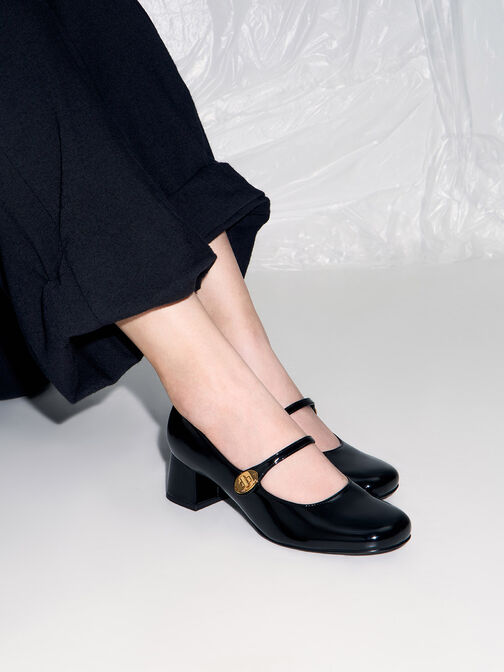 รองเท้าแมรี่เจนหนังแก้วดีไซน์ส้นบล็อคและสายคาดเท้าตกแต่งหัวเข็มขัดเมทัลลิค, หนังแก้วสีดำ, hi-res