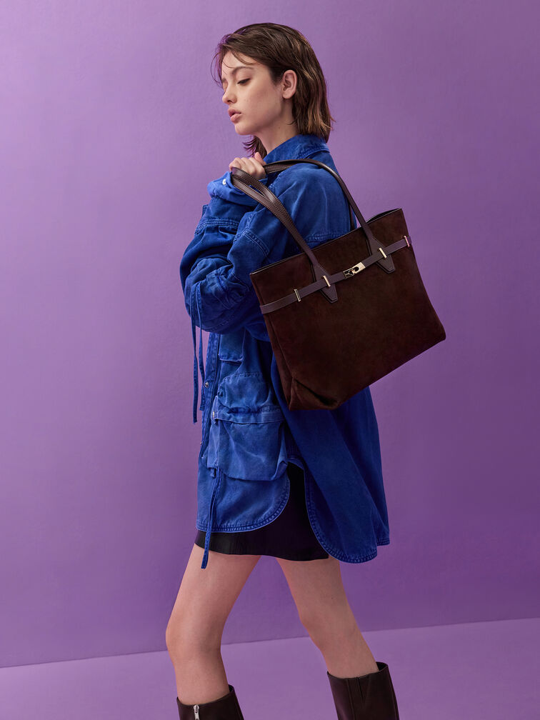 กระเป๋าโท้ทหูจับแบบคู่วัสดุหนังกลับสังเคราะห์รีไซเคิล ตกแต่งดีเทลเข็มขัดรุ่น Arlet, สีเอสเพรสโซบราวน์, hi-res