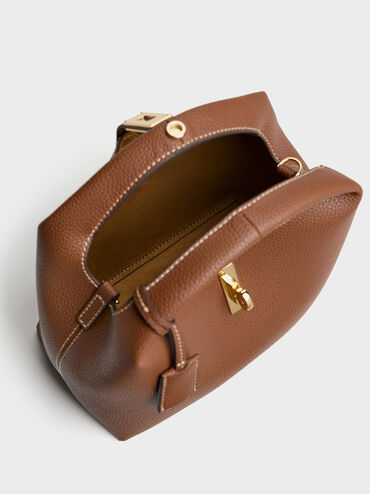 กระเป๋าทรงถังตกแต่งตัวล็อคแบบหมุนรุ่น Chance, สีช็อคโกแลต, hi-res