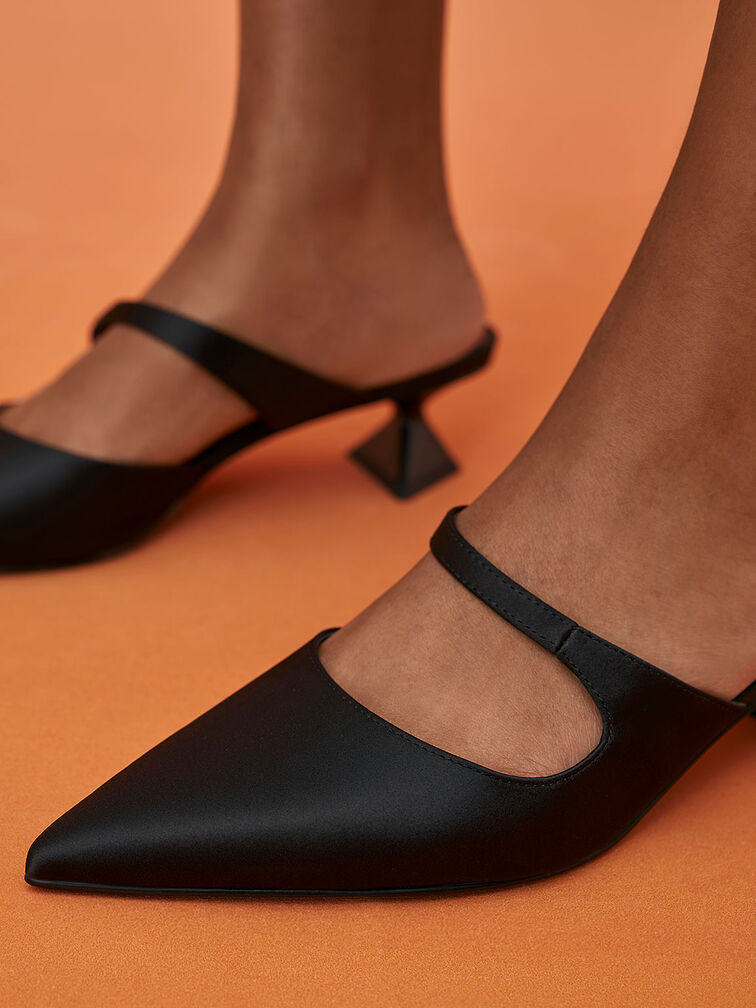 รองเท้าส้นสูงดีไซน์ส้น Sculptural แบบอสมมาตร, สีดำ, hi-res