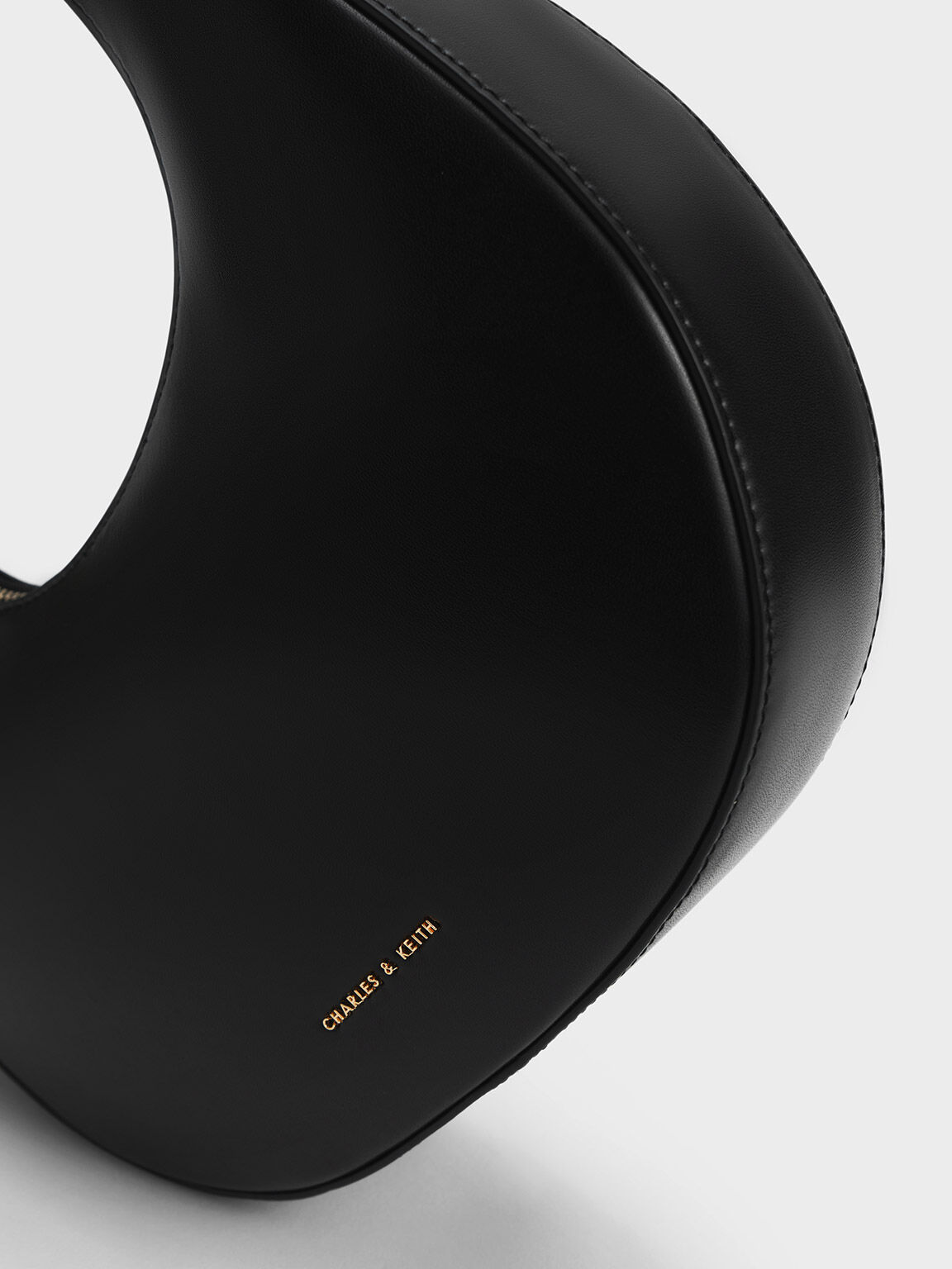 กระเป๋าสะพายไหล่ Black HalfMoon Shoulder Bag CHARLES & KEITH TH