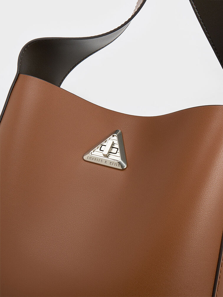 Trice Metallic Accent Large Hobo Bag, สีคอนยัค, hi-res