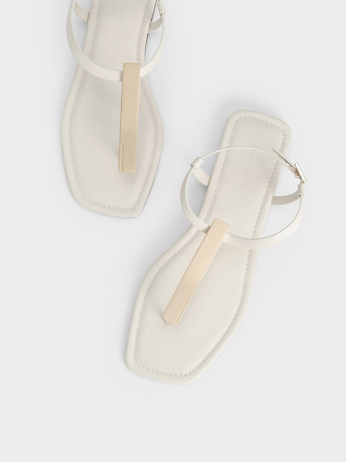 Thong sandals cheap store
