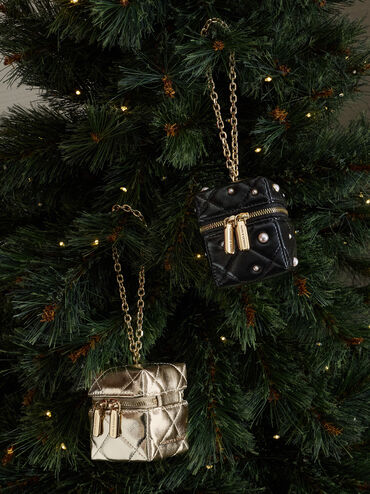 กระเป๋าเพาช์ขนาดไมโครดีไซน์ลายควิลท์เมทัลลิคพร้อมสายโซ่รุ่น Janie, สีแชมเปญ, hi-res