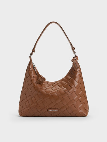 กระเป๋าโฮโบดีเทลงานสานประดับพู่รุ่น Ivette, สีช็อคโกแลต, hi-res