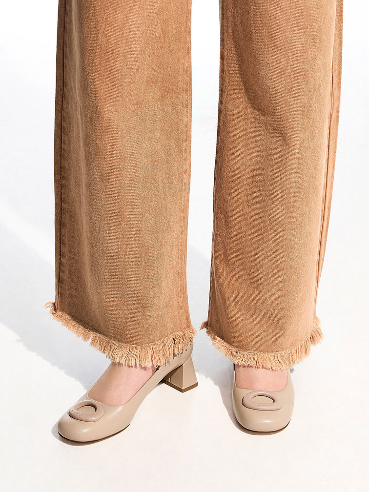 Oval Trapeze-Heel Pumps, Beige, hi-res