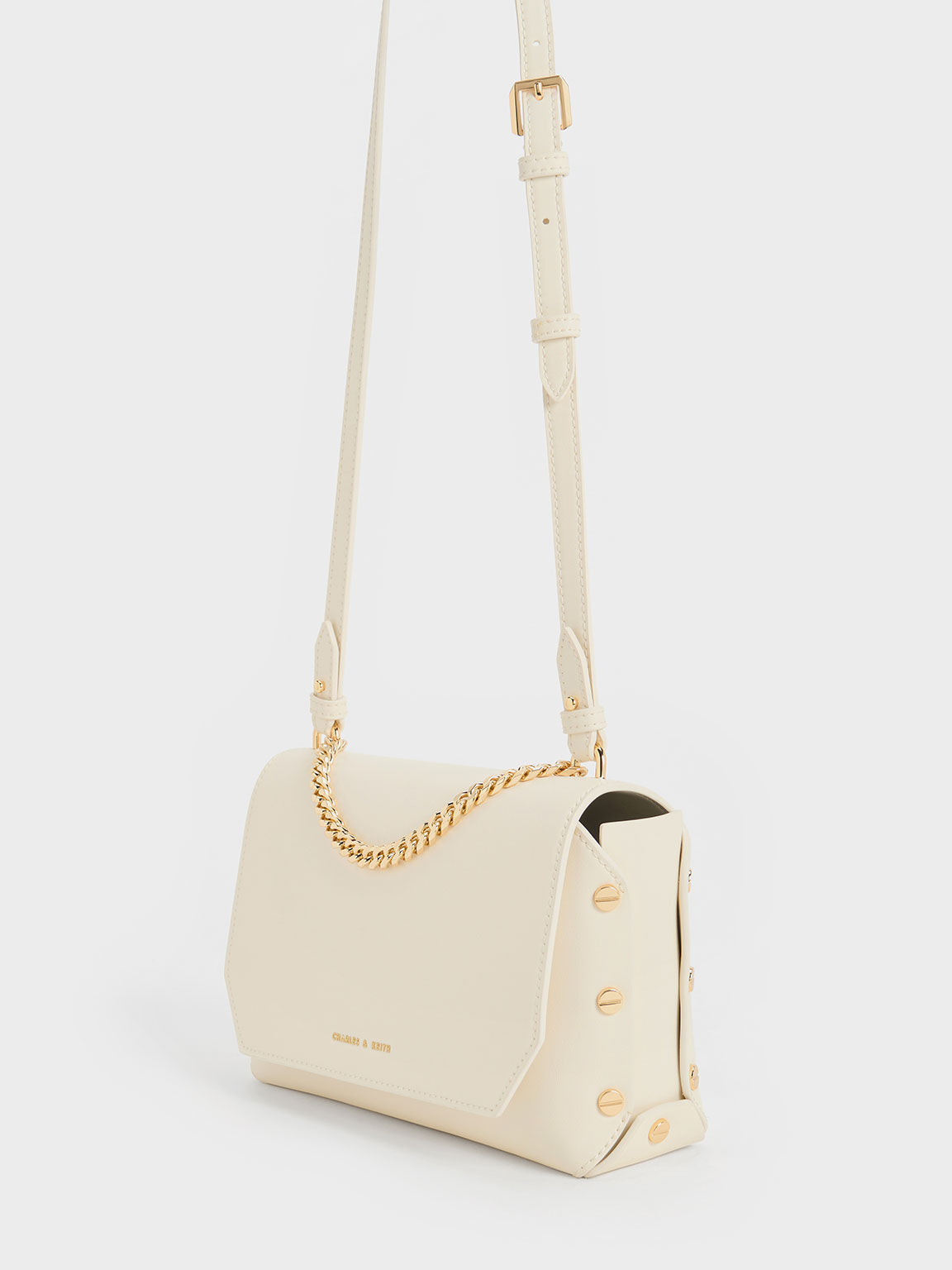 Studded chain hotsell link shoulder bag