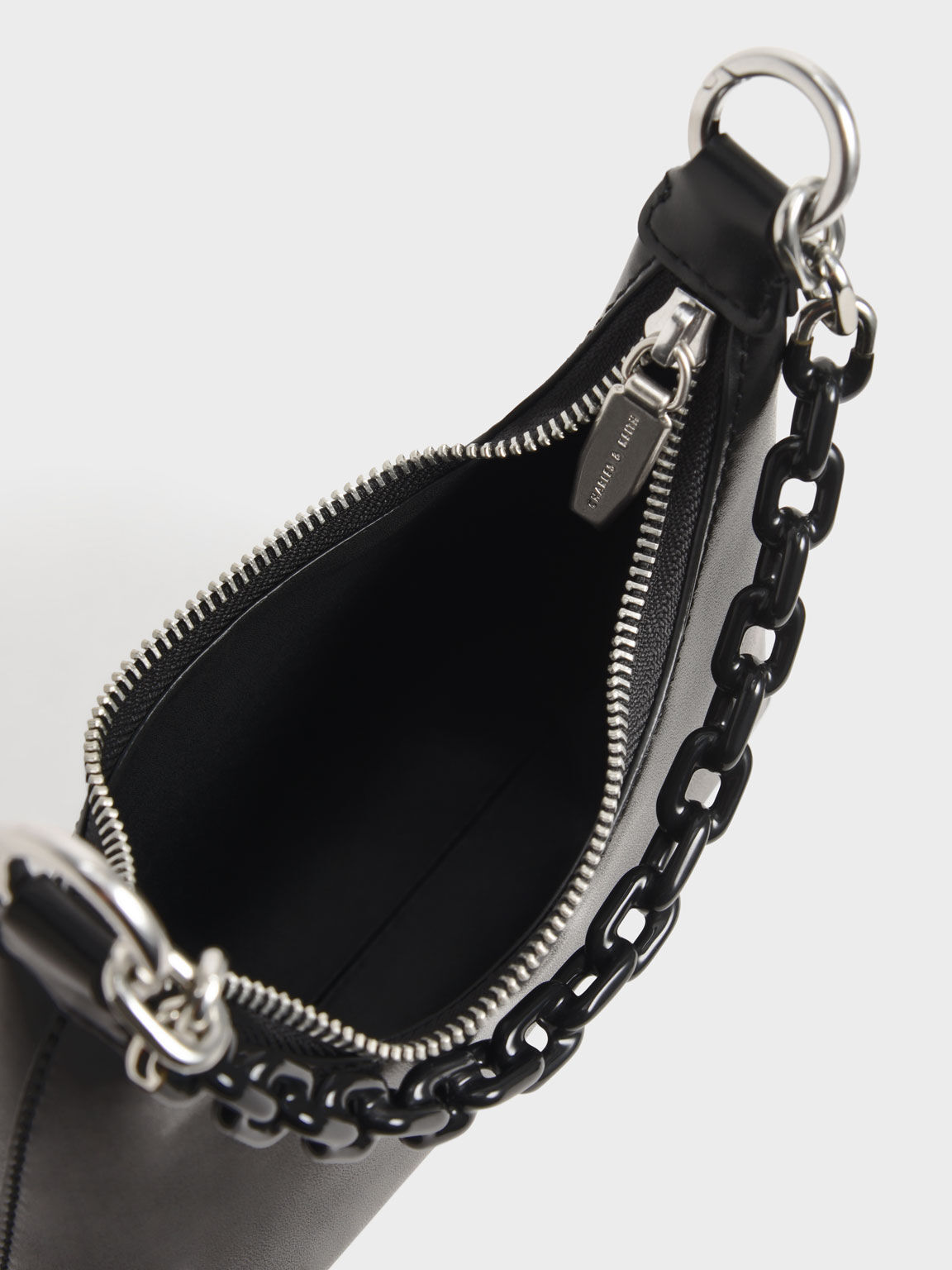 Chain handle online