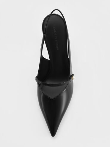 รองเท้าปิดส้นหัวแหลมดีไซน์สายเข็มขัดประดับมุกรุ่น Helena, หนังเงาสีดำ, hi-res