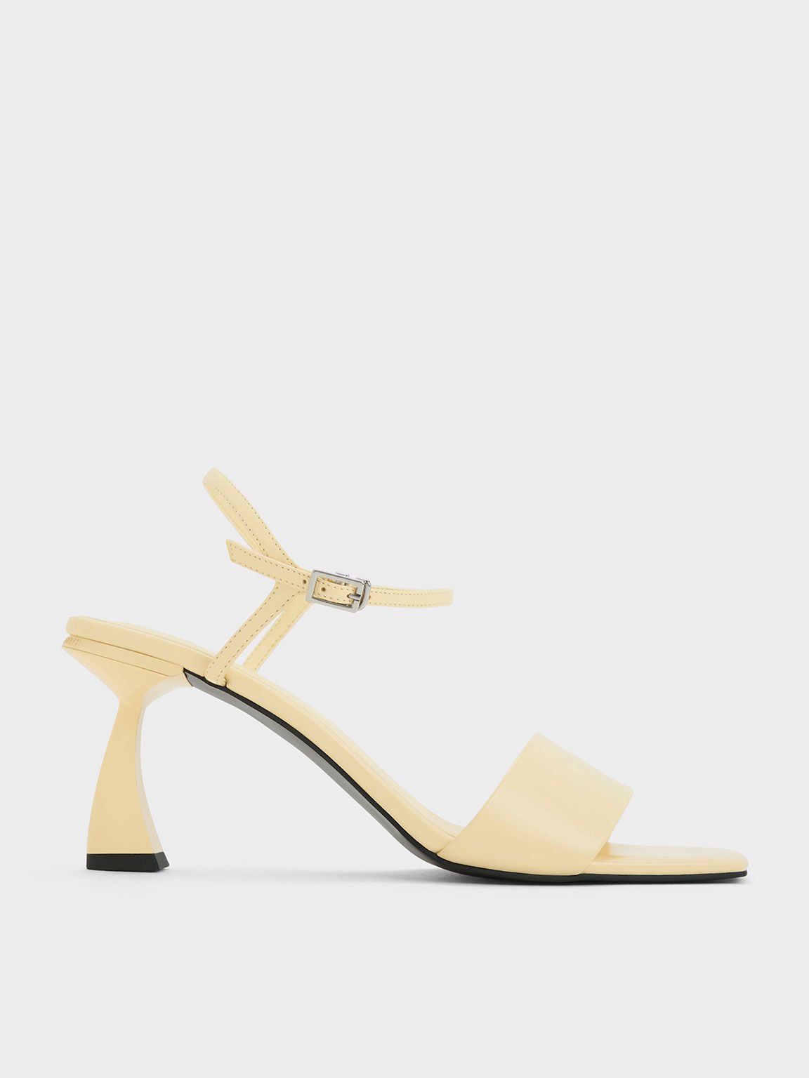 Sandal low price online