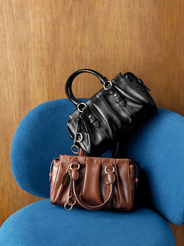 กระเป๋าโท้ทจับจีบย่นรุ่น Britton, สีดำ, hi-res