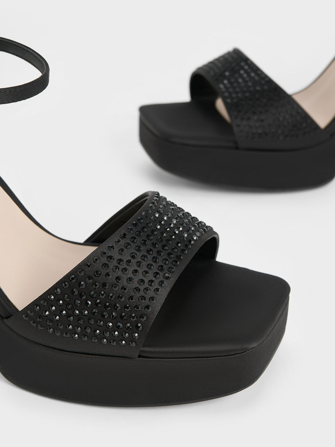 Platform sandals trend 219 sales