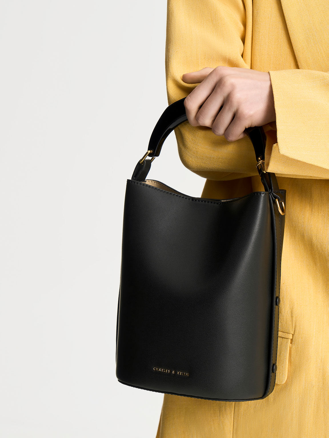 Charles keith outlet bucket bag