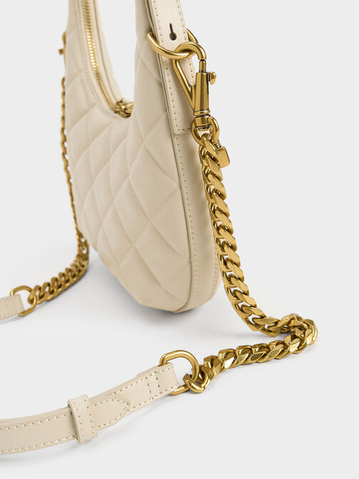 Swing Padlock Quilted Crescent Bag, สีเบจ, hi-res