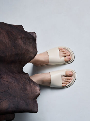 Wide-Strap Toe-Ring Sandals, Chalk, hi-res