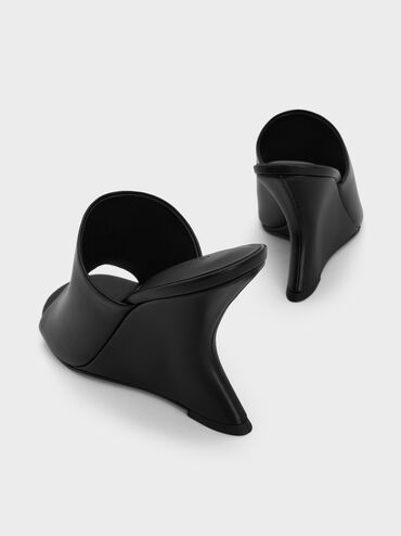 รองเท้าส้นเตารีดทรง Sculptural ดีไซน์สายคาดแบบกว้าง, สีดำ, hi-res