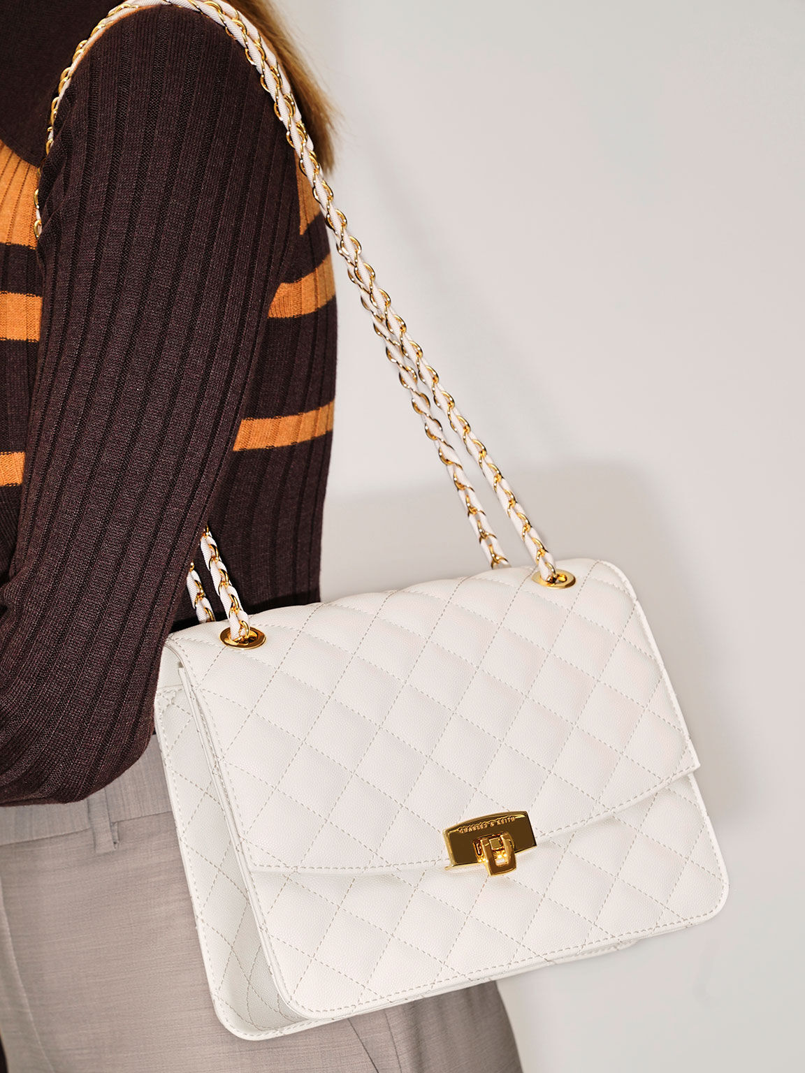 Cream Quilted Chain Strap Clutch CHARLES KEITH TH