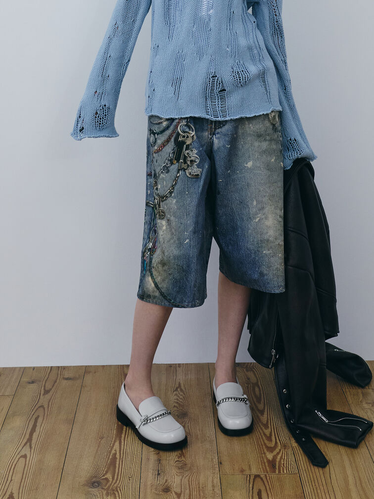 รองเท้าโลฟเฟอร์ดีเทลประดับโซ่รุ่น Georgie, สีเทาอ่อน, hi-res