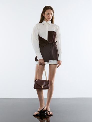 กระเป๋าสะพายไหล่พร้อมสายโซ่ดีเทลเมทัลลิครุ่น Lilibet, สีพลัม, hi-res