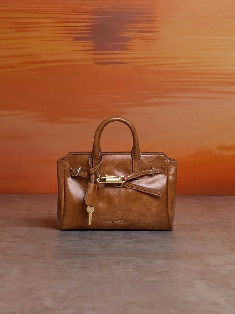 กระเป๋าโท้ทขนาดมินิรุ่น Delfina, สีดิสเทรสด์แทน, hi-res