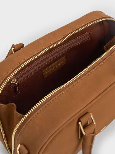 กระเป๋าทรงโบว์ลิ่งแบบมีเท็กซ์เจอร์รุ่น Sianna, สีน้ำตาล, hi-res