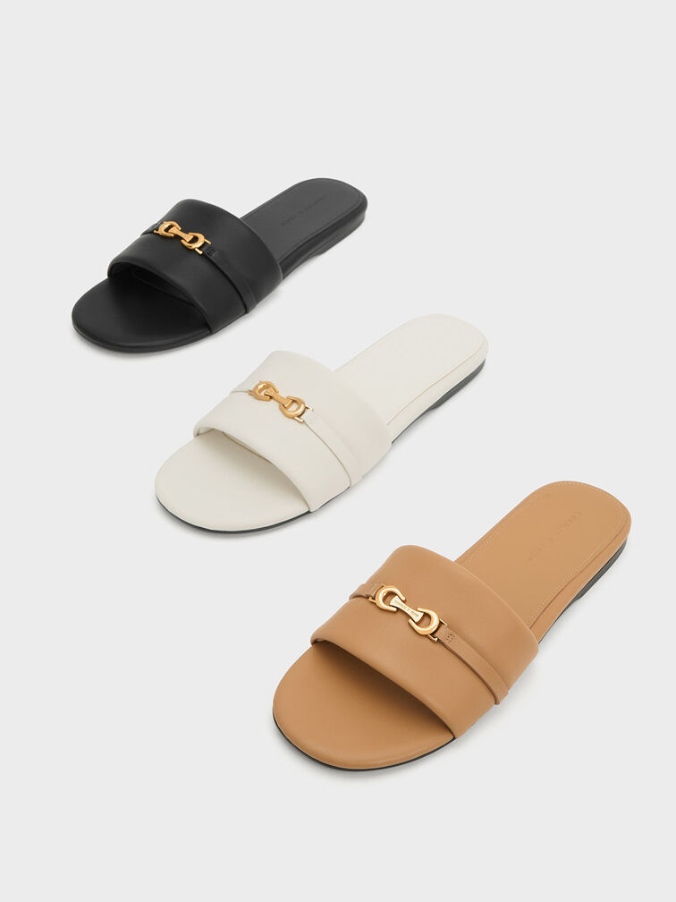 Metallic Accent Round-Toe Slide Sandals, สีดำ, hi-res