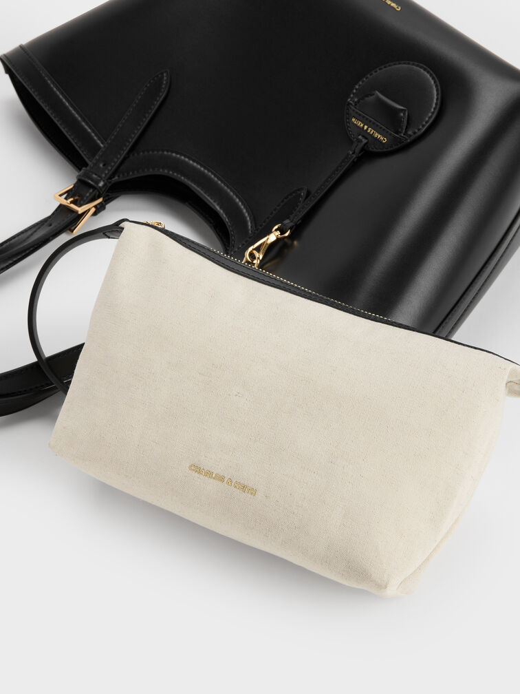 กระเป๋าโท้ทไซซ์ใหญ่พิเศษรุ่น Enola, สีดำ, hi-res