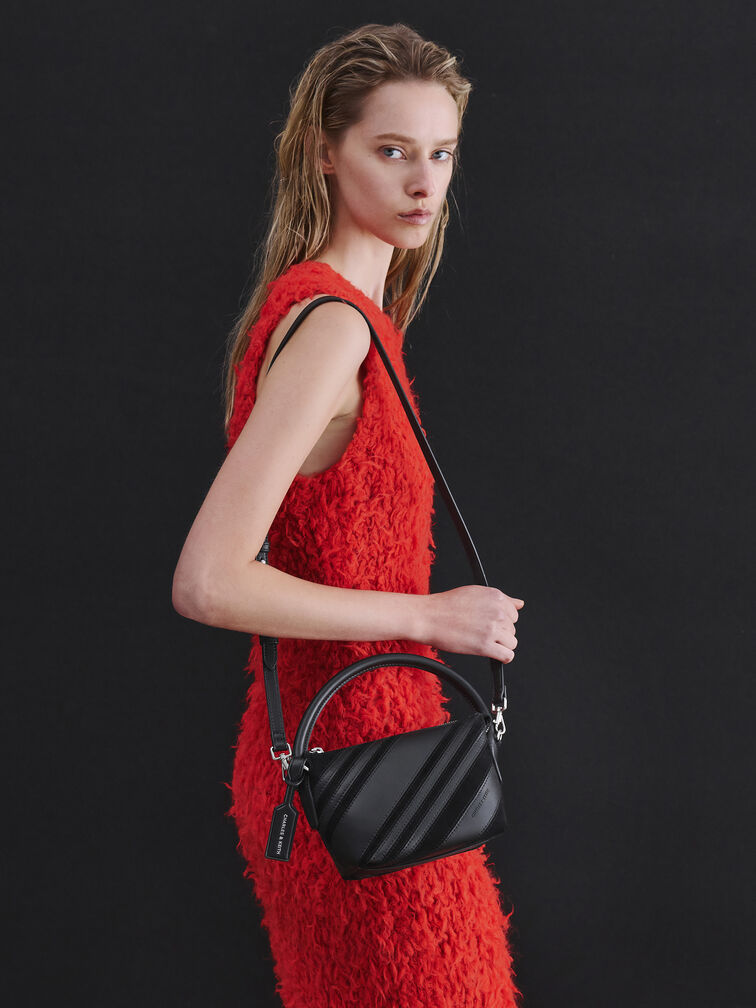 กระเป๋าถือหนังกลับรีไซเคิลรุ่น Zeya, สีดำอะไหล่สีเงิน, hi-res