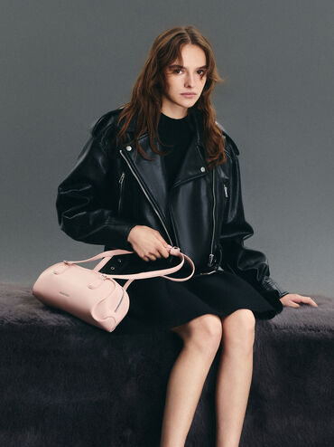 กระเป๋าสะพายไหล่ทรงยาวรุ่น Nelly, สีชมพูอ่อน, hi-res