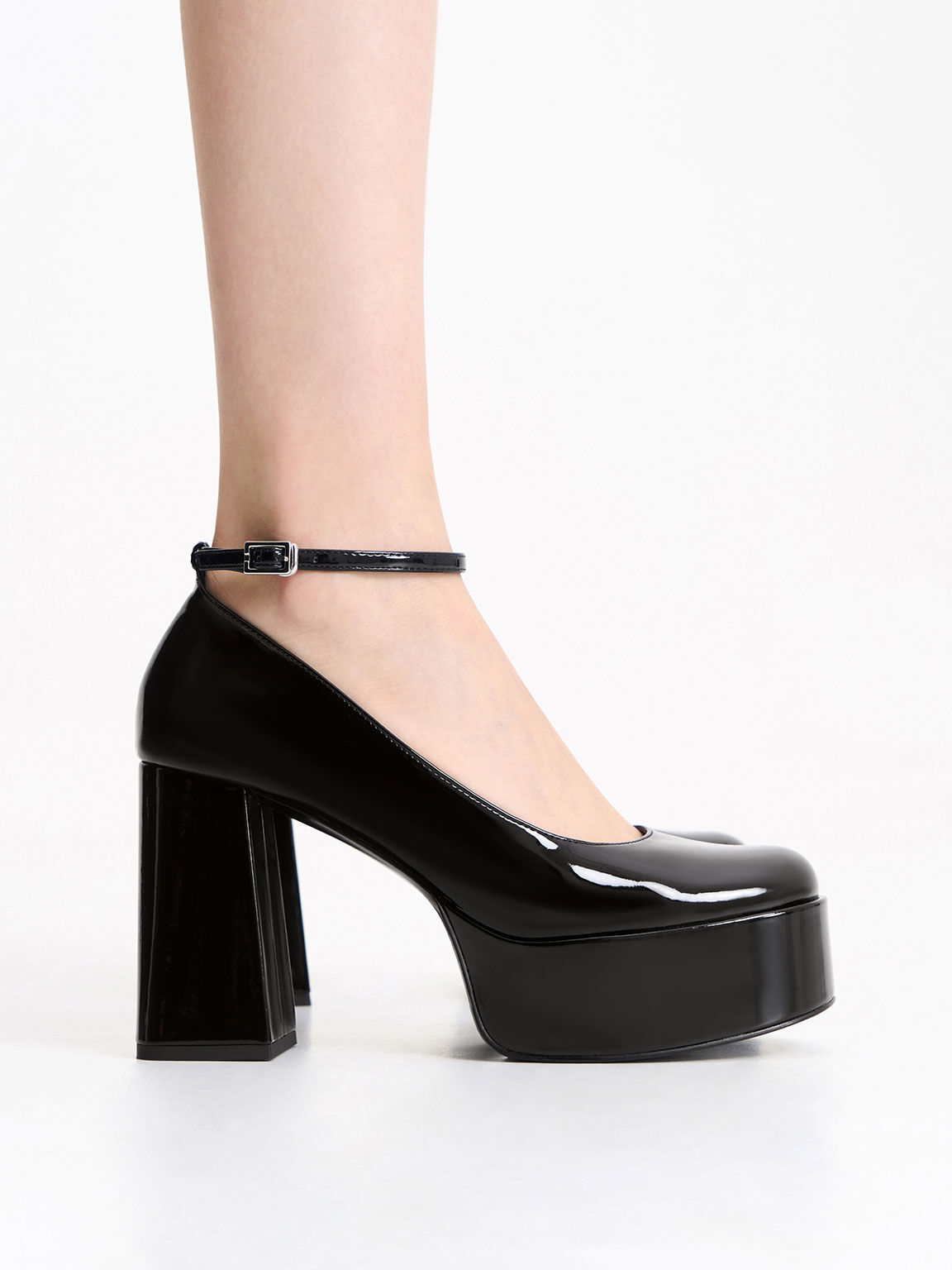 Patent platform shop pumps