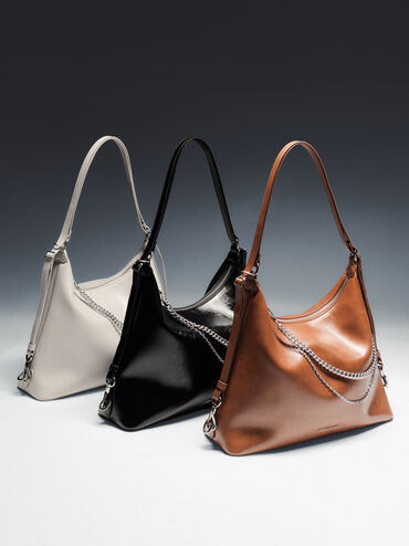 กระเป๋าโฮโบตกแต่งโซ่รุ่น Atwood, สีเชลล์เกรย์, hi-res