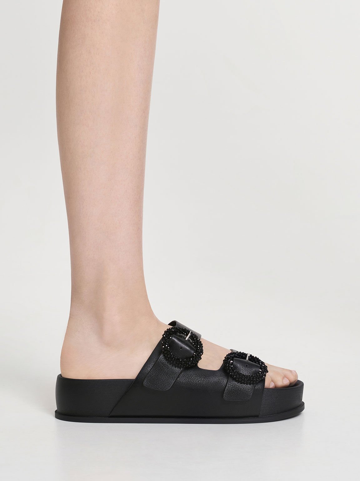 Sandals with circle in middle online