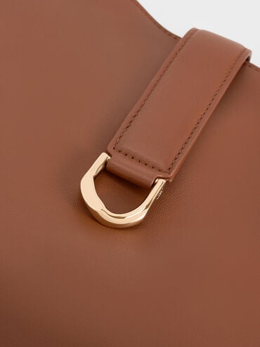 กระเป๋าโฮโบหนังแท้ตกแต่งเข็มขัดรุ่น Gabine, สีช็อคโกแลต, hi-res